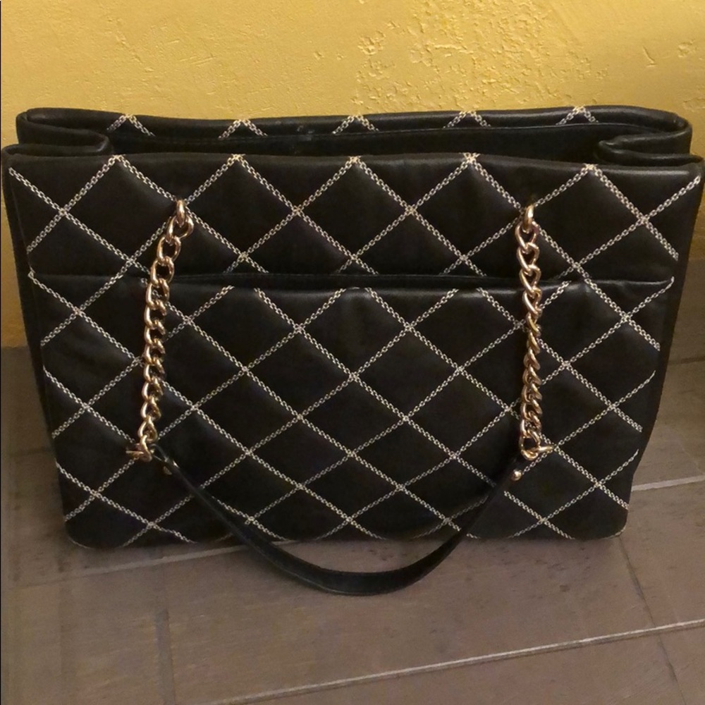 Authentic Kate Spade Purse - Picture 2 of 4